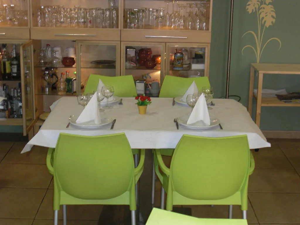 Hotel Ca La Conxita Hostal & Restaurante La Vajol 0*,  Spanien